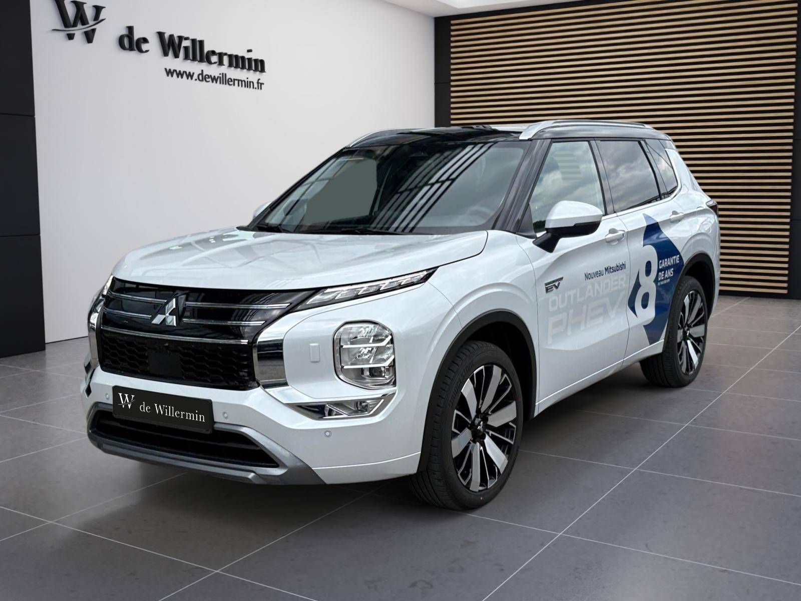 Photo MITSUBISHI OUTLANDER Outlander 2.4 MIVEC PHEV 306 4WD
