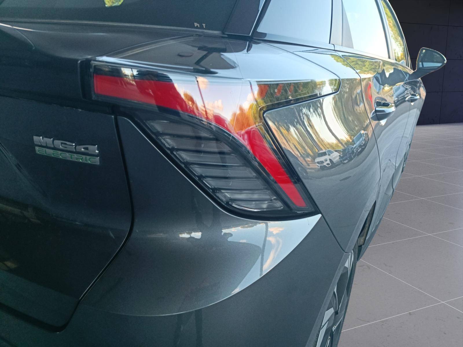 Image MG MG4 Standard 51kWh 125kW  MG4 Electric 51kWh - 125 kW 2WD Standard