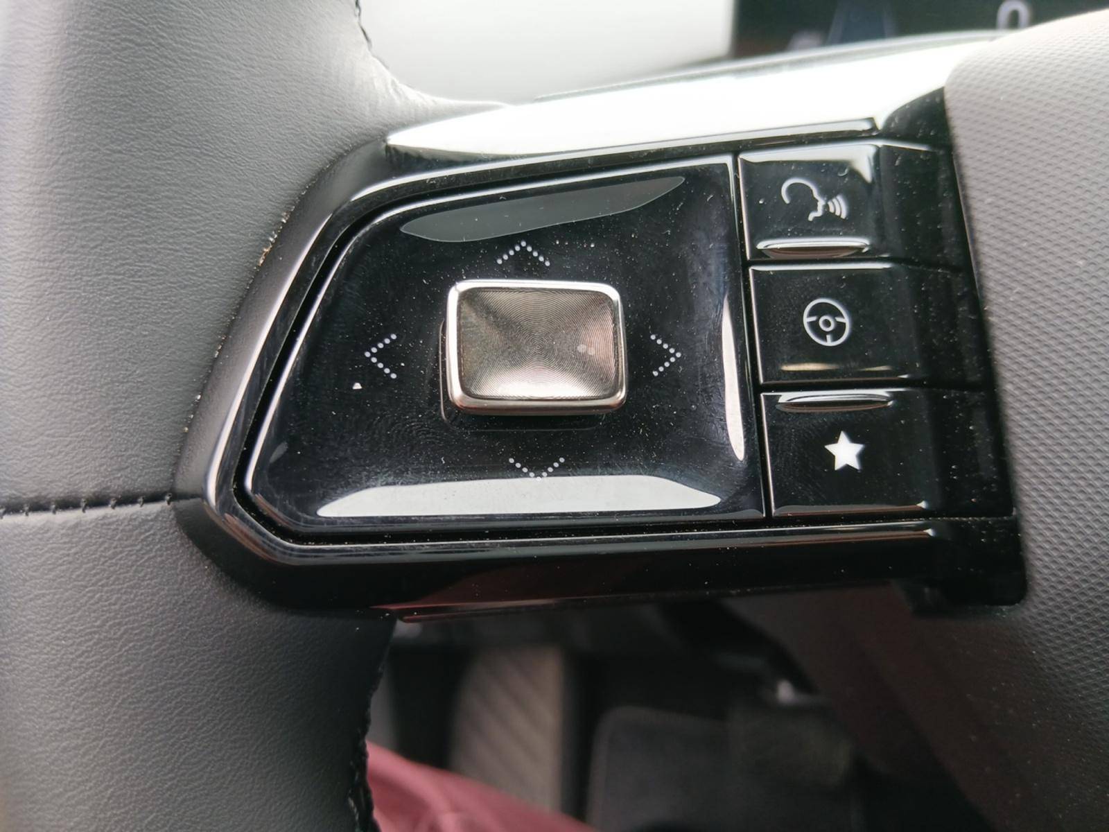 Image MG 4 Luxury   204 ch 