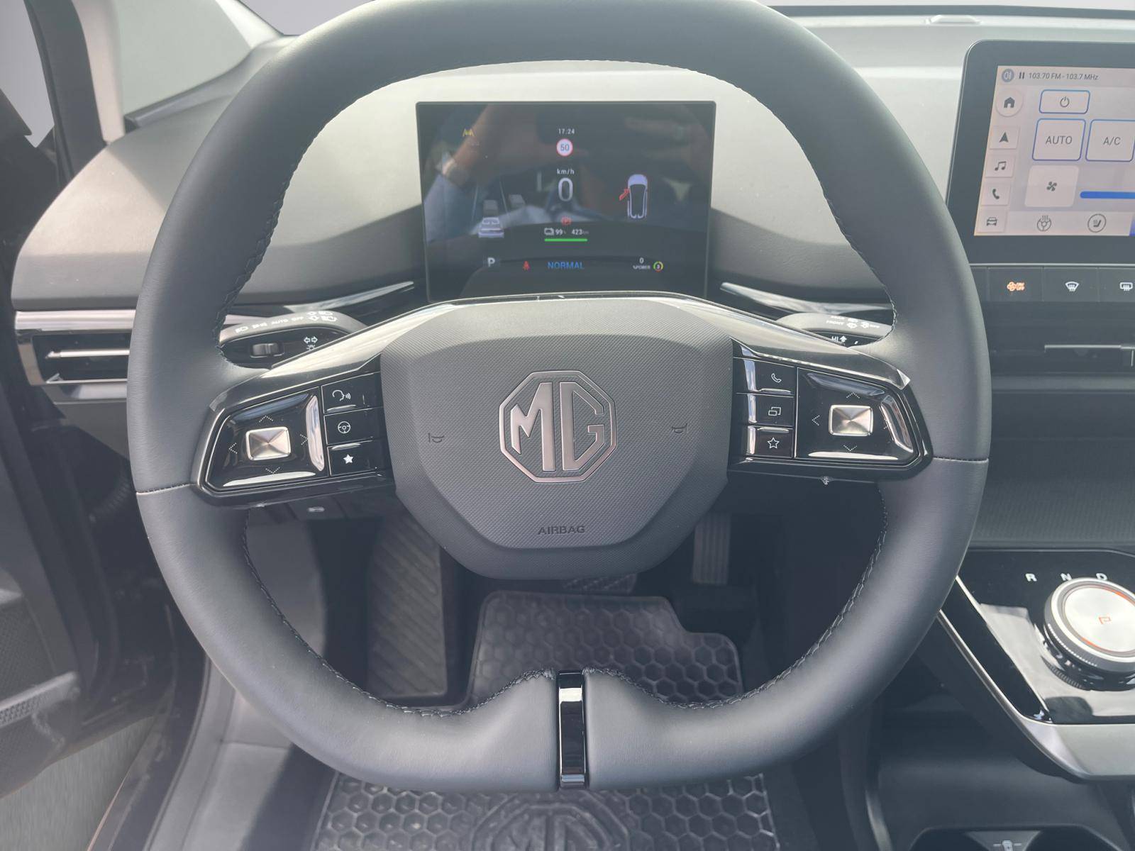 Image MG 4 Luxury   204 ch 