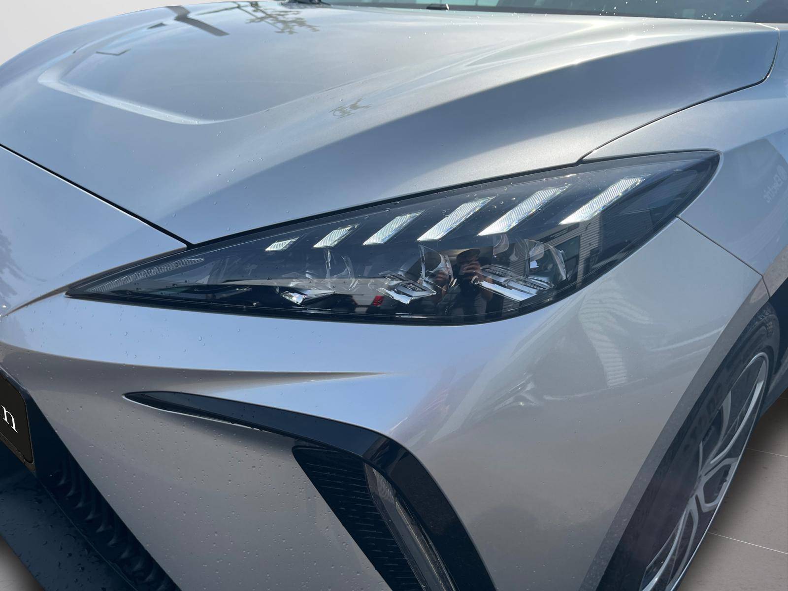 Image MG 4 Luxury   204 ch 