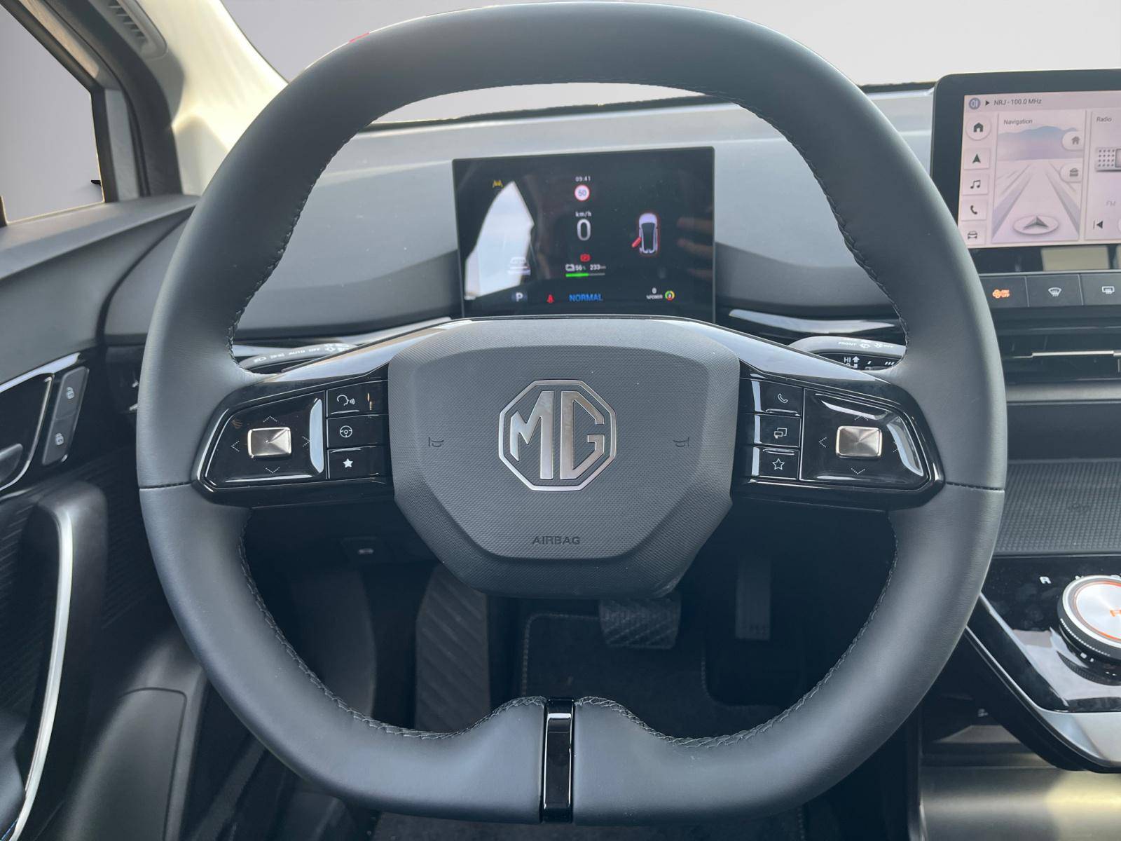 Image MG 4 Luxury   204 ch 