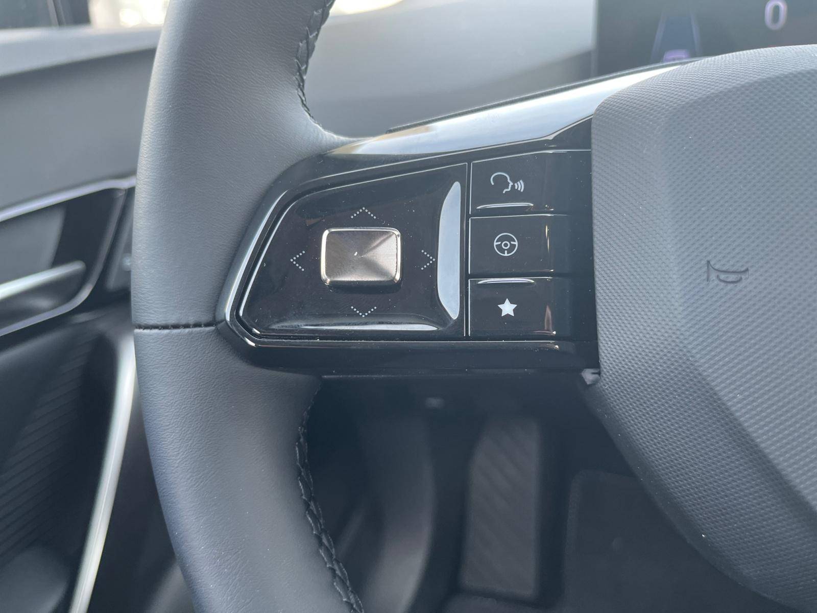 Image MG 4 Luxury   204 ch 