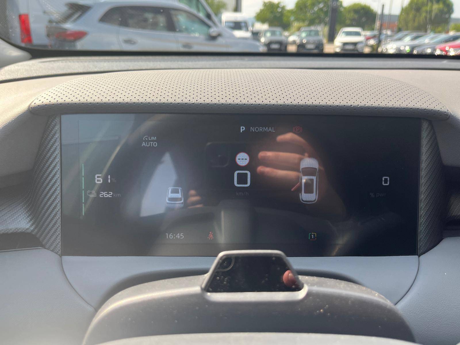 Image MG MGS5 EV Luxury 64KWH  MGS5 EV 64 KWH LUXURY