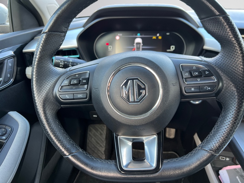 Image MG 5 Luxury   156 ch 