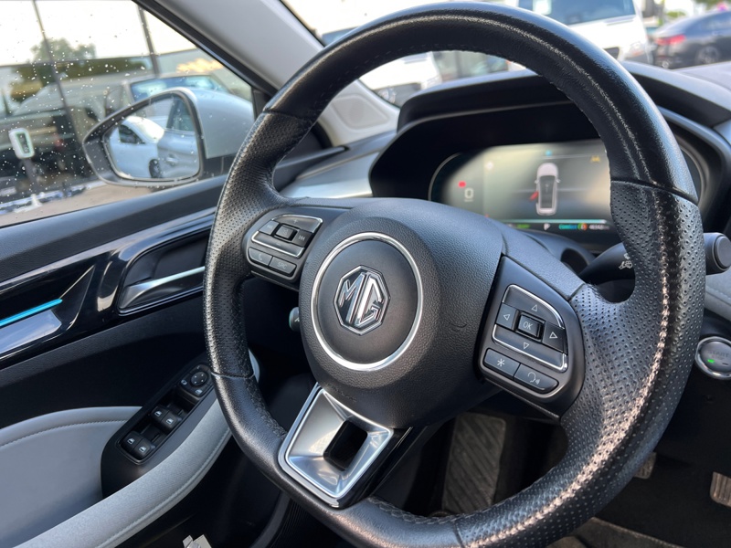 Image MG 5 Luxury   156 ch 