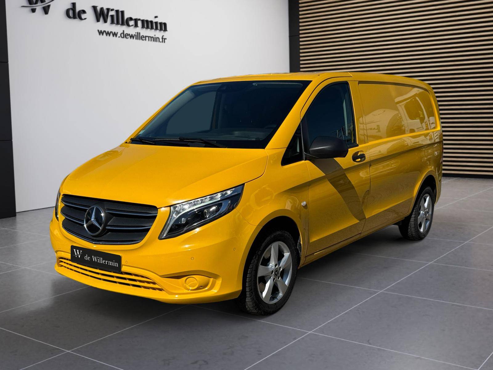 Photo MERCEDES VITO FOURGON VITO FOURGON 119 CDI COMPACT BVA RWD