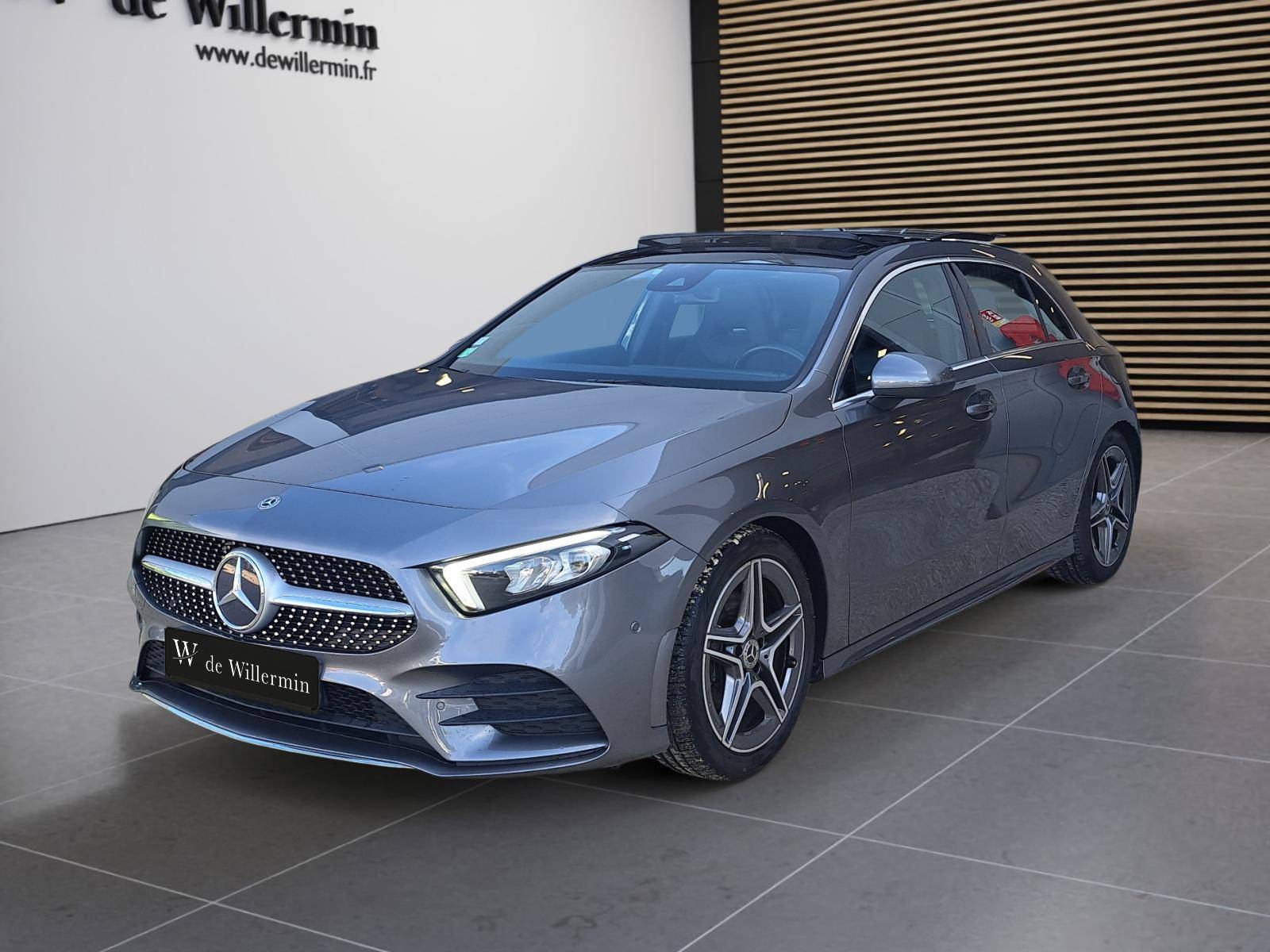 Photo MERCEDES CLASSE A Classe A 180 d 7G-DCT