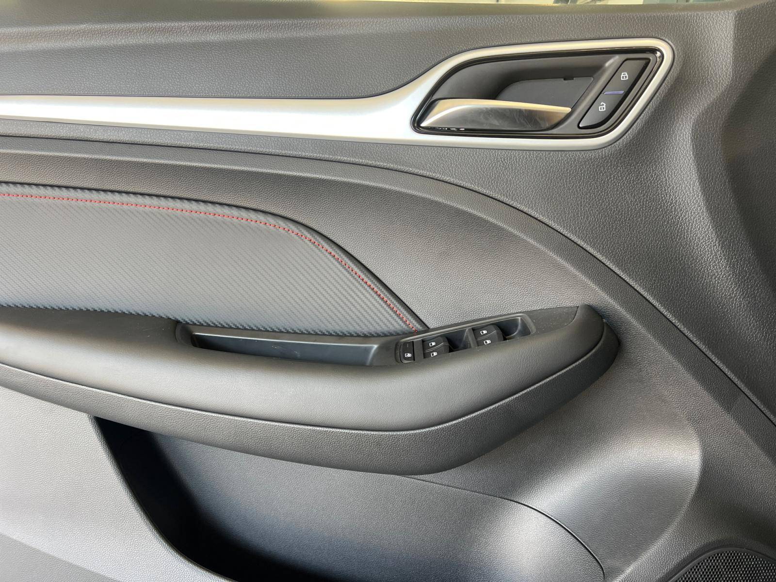 Image MG ZS Luxury 70kWh  ZS EV Autonomie Etendue 70kWh - 115 kW 2WD Luxury